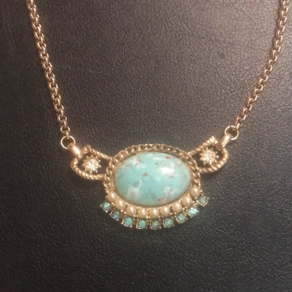 VINTAGE TURQUOISE & PEARLS WITH CRYSTAL ACCENTS